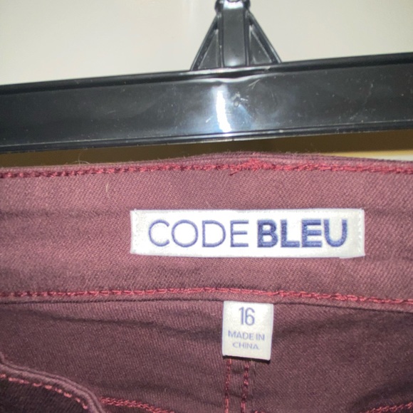 ✨HOST PICK✨Maroon Code Bleu Size 16 Jeans✨ - Picture 4 of 14
